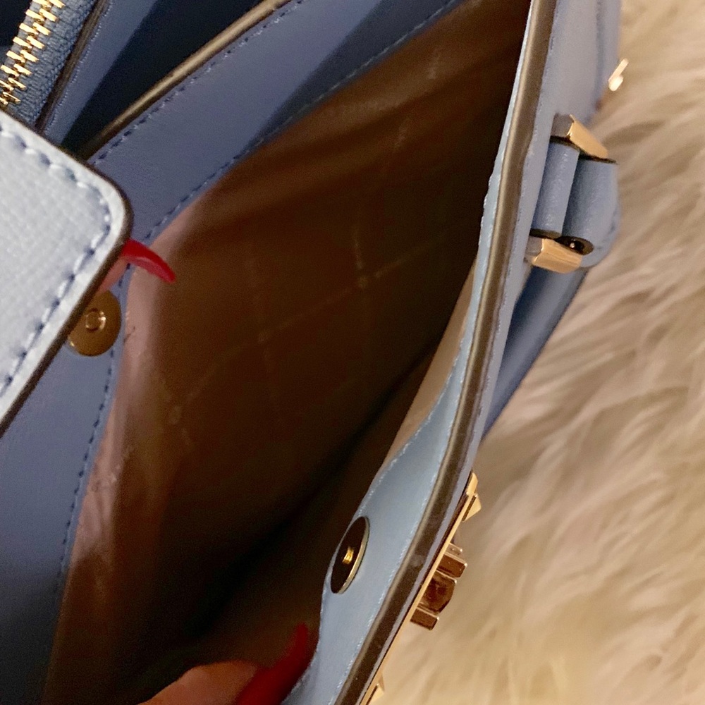 Handbag - Picture 6 of 11